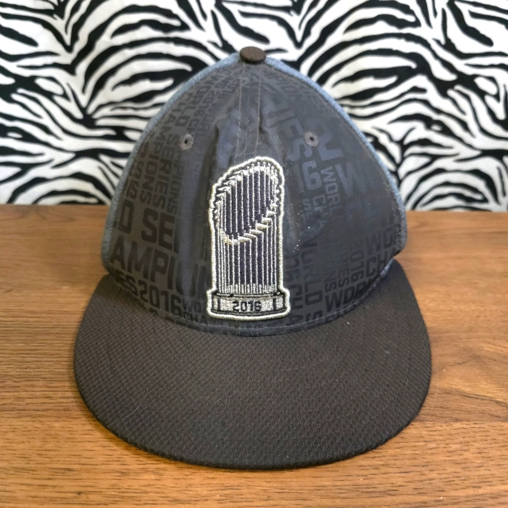 0725 Thrifted Mens Adjustable Snapback New Era Chicago Cubs Champion Hat